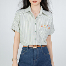 批发实拍设计感花朵刺绣<b class='q'>长袖</b><b class='q'>衬衫</b>女夏季新款今年流行漂亮小衫条纹上衣