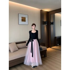 批发kumikumi法式撞色<b class='q'>拼接</b>长袖<b class='q'>连衣裙</b>女装秋季气质系带收腰大摆裙长裙