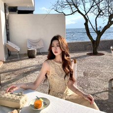 批发木子李的李温柔风无袖收腰镂空蕾丝亲肤上衣垂感网纱半身裙套装夏