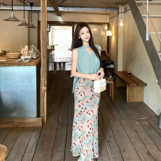 批发木子李的李 韩系轻熟风V领无袖飘带<b class='q'>雪纺上衣</b>豹纹鱼尾半身裙套装夏