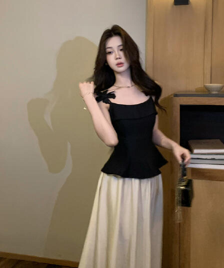 무쯔리 목자이 ~ 중 리 빛 럭셔리 디자인 센스 작은 대중 꽃 슬립 허리 수축 맨위 여성 도루 센스 새틴 반신 치마 세트