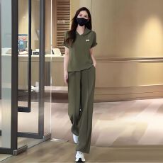 批发欧货连帽<b class='q'>卫衣</b>短袖裤子两件套2026新款女装简约休闲<b class='q'>卫衣</b>套装女夏