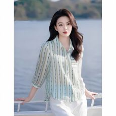 批发2026年春季新款女装<b class='q'>气质</b>简约百搭印花字母条纹衬衫上衣<b class='q'>外套</b>女