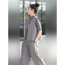 批发<b class='q'>秋装</b>搭配一整套盐系轻熟休闲西装马甲裤子三件套装女装轻奢高级感