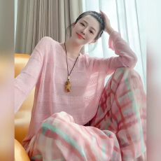 批发温柔甜美奶呼呼休闲套装女2026年夏季薄款长袖针织衫格子裤两件套