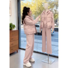 批发2026秋冬新款女生运动三件套时尚拉链连帽上衣保暖棉服马甲运动<b class='q'>裤</b>