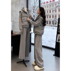 批发2026秋冬新款休闲运动套装女保暖马甲连帽气质卫衣高腰遮胯休闲<b class='q'>裤</b>