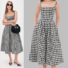 批发2026夏季新款经典大格子<b class='q'>无袖</b>吊带长款<b class='q'>连衣裙</b>外贸跨境电商爆款女裙