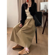 批发现孕妇半身裙学院风2026新款女春秋季高腰显瘦韩版宽松纯色A字裙