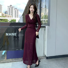 批发实拍高级感修身网纱长袖<b class='q'>连衣裙</b>女收腰显瘦鱼尾裙约会通勤长裙