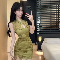 批发实拍氛围感新中式旗袍连衣裙 提花暗纹收腰显瘦开叉包臀短裙
