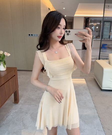 실사 부드러운 바람 광장 칼라 망사 여성 드레스 여름 새로운 허리 수축 슬림해 보이는 품격 작은 날다 소매 한 마디 미니 스커트