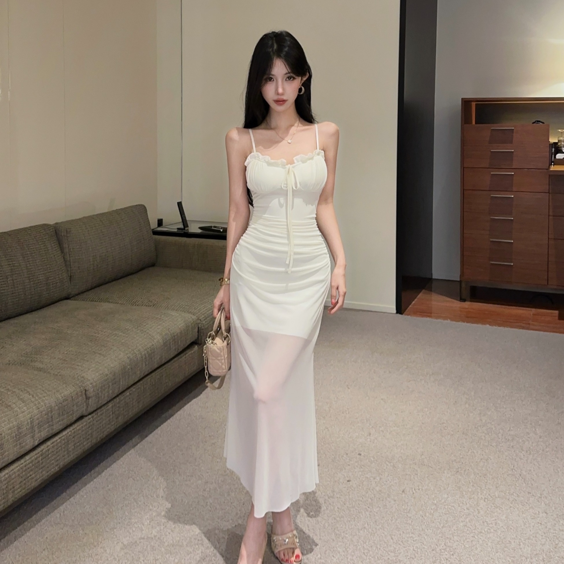 실사 인터넷 유명인 여성 앵커 순수한 욕망 바람 슬립 롱 스커트 이중층 망사 인어 꼬리 표지 고기 몸매 가꾸기 데이트 드레스