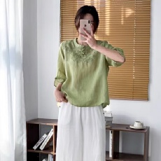 批发2026春夏新款七分袖<b class='q'>棉麻</b>T恤衫森女系减龄纯色刺绣盘扣轻薄女<b class='q'>上衣</b>