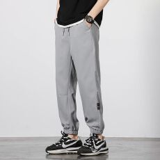 批发实拍2025新款夏季冰丝休闲男宽松百搭透气舒适直筒束脚裤子