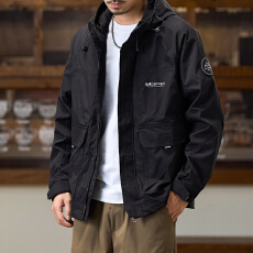 批发实拍2025秋冬新款潮牌冲锋衣男三防工装夹克露营连帽中性外套衣服