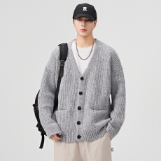 实拍秋冬新款潮牌V领开衫毛衣男士宽松百搭老钱风简约加厚针织衫