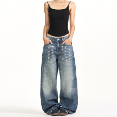 批发2026新款复古铆钉水洗牛仔裤男女美式高街做旧猫须潮流百搭长裤潮