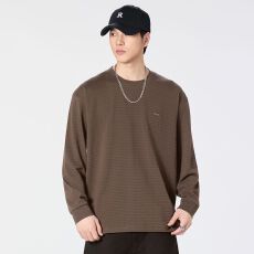 批发实拍2026新款长袖T恤男<b class='q'>日系</b><b class='q'>复古</b>圆领纯色绣标纹理感百搭打底