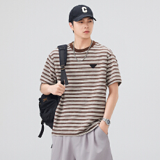 实拍2026夏季新款宽松圆领条纹短袖T恤男简约百搭t恤上衣