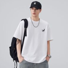 实拍2026夏季新款短袖T恤男日系简约刺绣体恤衫百搭潮牌t恤