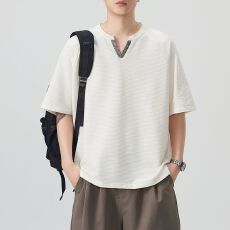 批发实拍夏季新款短袖<b class='q'>T</b><b class='q'>恤</b>冰感律动格面料<b class='q'>V领</b>潮流舒适宽松撞色拼接短袖