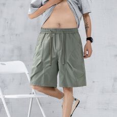 批发实拍夏季锦氨面料冰爽透气薄款褶皱直筒宽松男士冰丝阔腿五分裤