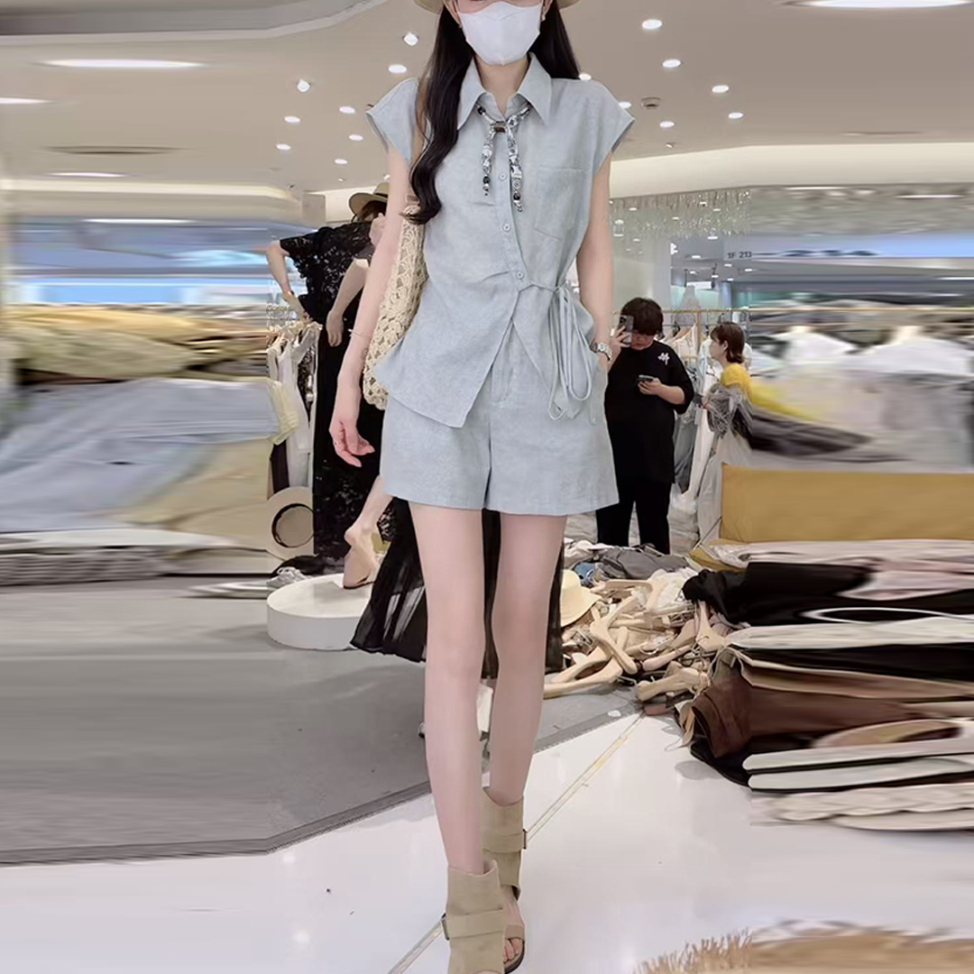 경관 그림 2026 여름 새로운 패션 품격 레이스업 허리 수축 슬림해 보이는 민소매 맨위 넓은 발 반바지 투피스 세트
