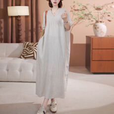 批发官图 法式简约通勤<b class='q'>连衣裙</b>女2026夏季新款V领宽松显瘦短袖长款裙子