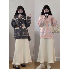批发实拍大码秋冬<b class='q'>甜美</b>可爱风娃娃领卡通小羊提花针织开衫+半身裙套装