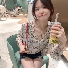 批发复古甜美碎花雪纺V领<b class='q'>衬衫</b>女夏季薄款法式<b class='q'>长袖</b><b class='q'>衬衣</b>防晒空调衫上衣
