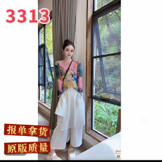 批发春夏新款韩系<b class='q'>百搭</b>修身显瘦彩色小马图案上衣DZ880M67771