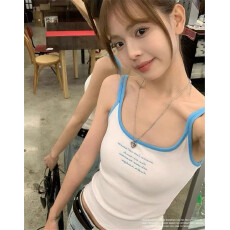 批发韩版撞色工字纽扣吊带<b class='q'>背心女</b>春夏2026新款美式短款超好看美背上衣