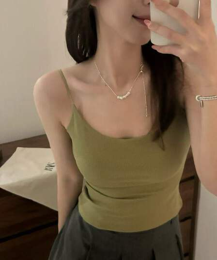실크 단백질 리브 좋은 어깨끈 u 칼라 한 단어 뒤로 디자인 다용도 조끼 원피스 고정 컵 패드 슬립