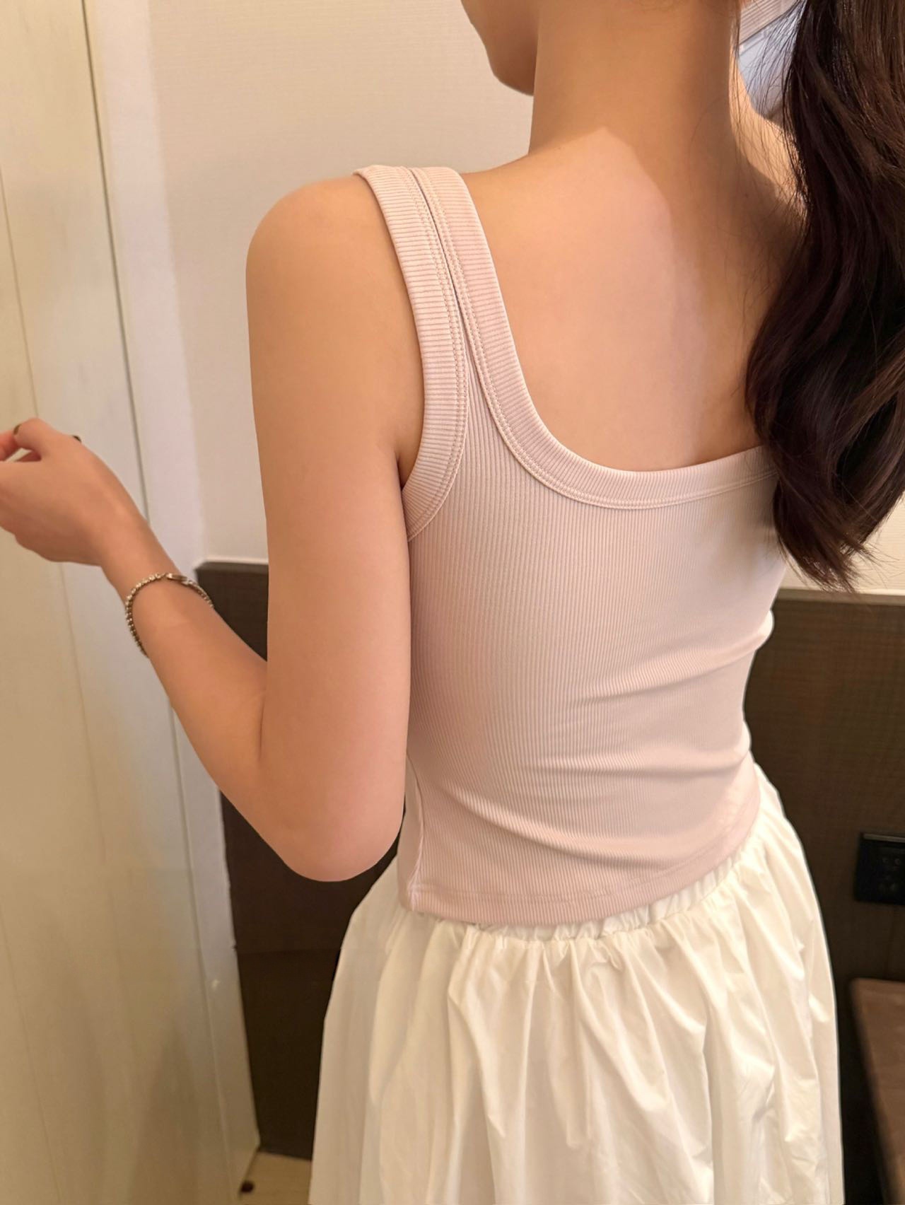 리브 면 와이드 어깨끈 전후 대 u 칼라 조끼 수 있습니다. 인사이드 가져 가라. 외출용 원피스 고정 컵 아름다움 뒤로 슬립
