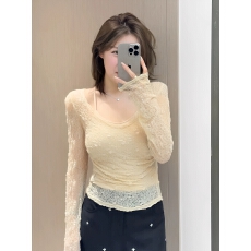 批发法式独特漂亮米黄色吊带拼接上衣女2025年秋季蕾丝<b class='q'>小衫</b>设计感小众