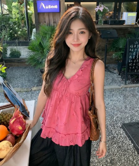 프랑스식 낭만주의 바람 로즈 레드 프릴 민소매 맨위 여성 2026 여름 새로운 작은 조끼 디자인 센스 작은 대중
