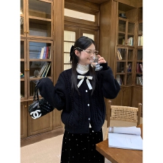 批发宋正恩<b class='q'>黑色</b>圆领麻花<b class='q'>针织</b><b class='q'>开衫</b>外套女冬季新款高级感宽松百搭上衣潮