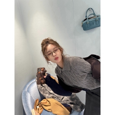 早安樊樊高智感小圆33绵羊毛翻/立领两穿学院绞花毛衣针织衫