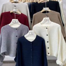 批发宽松短款上衣2025春秋冬外搭仗闲洋气谭亮毛衣外套