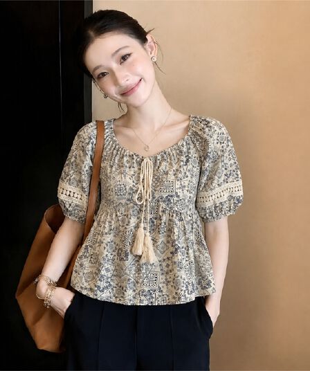 빅 사이즈 실사 복잡한 고대 칼라 거품 소매 술 레이스업 디자인 센스 홀로우 아웃 반팔 맨위