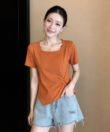빅 사이즈 실사 허리 수축 디자인 센스 슬림해 보이는 다용도 라운드 넥 반팔 티셔츠