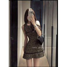 批发【伍美丽专属】财阀公主黑银亮片粗花呢无袖收腰款简约<b class='q'>连衣裙</b>