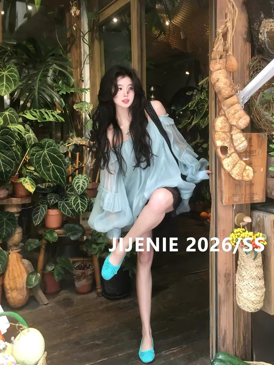 프랑스식 슈퍼 요정 프릴 오프숄더 여성 드레스 여름 2026 새로운 분위기 센스 달콤함 연령 감소 꽃밭 슬립 드레스