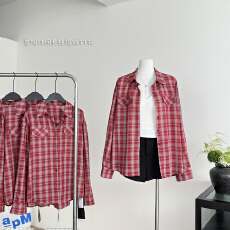 批发HuoHuo 莓果girl 宽松休闲长袖格纹衬衫女秋季新款2025<b class='q'>街头</b>风衬衣