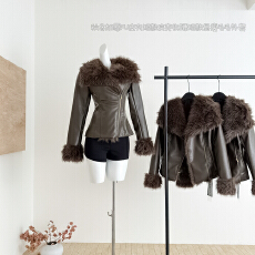 批发罗哥的羊毛卷 <b class='q'>秋</b>冬加厚PU皮衣短款夹克收腰短款显瘦毛毛外套女