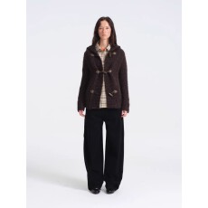 批发Hughum咖色粗针牛角扣毛衣