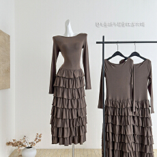 批发YWYW25F/W纯色百搭修身绒感长袖针织打底松糕<b class='q'>连衣裙</b>