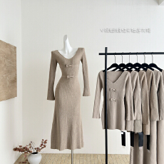 批发白水女 温柔欧尼酱 V领<b class='q'>蝴蝶结</b>长袖<b class='q'>连衣裙</b>女冬季温柔高级感长裙