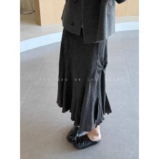 批发LAN DEUR【暮色温柔】40羊毛高克重双线加密立体不规则鱼尾羊毛裙